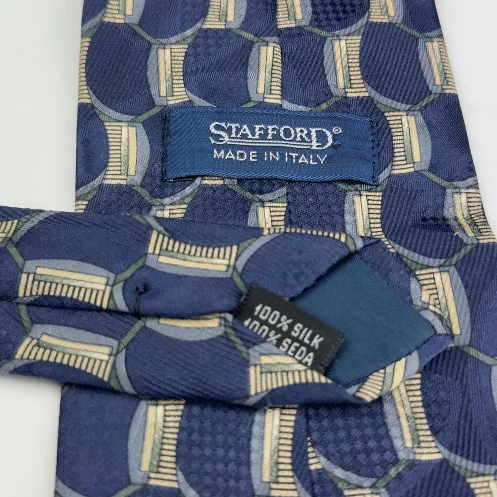 Stafford Made in Italy 100% Silk Navy Blue Gold Geometric Wide Necktie 3.75x57